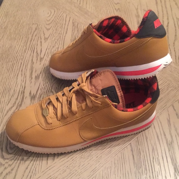 nike plaid cortez
